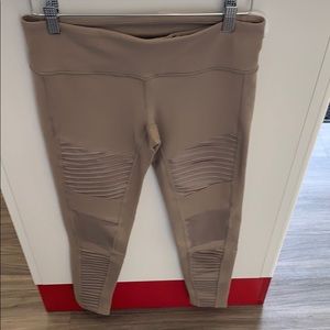 Alo Moto Legging